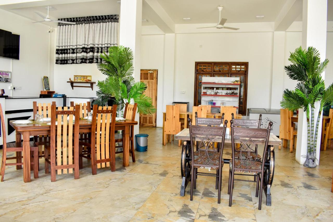 Mallika Resort Trincomalee Exterior foto